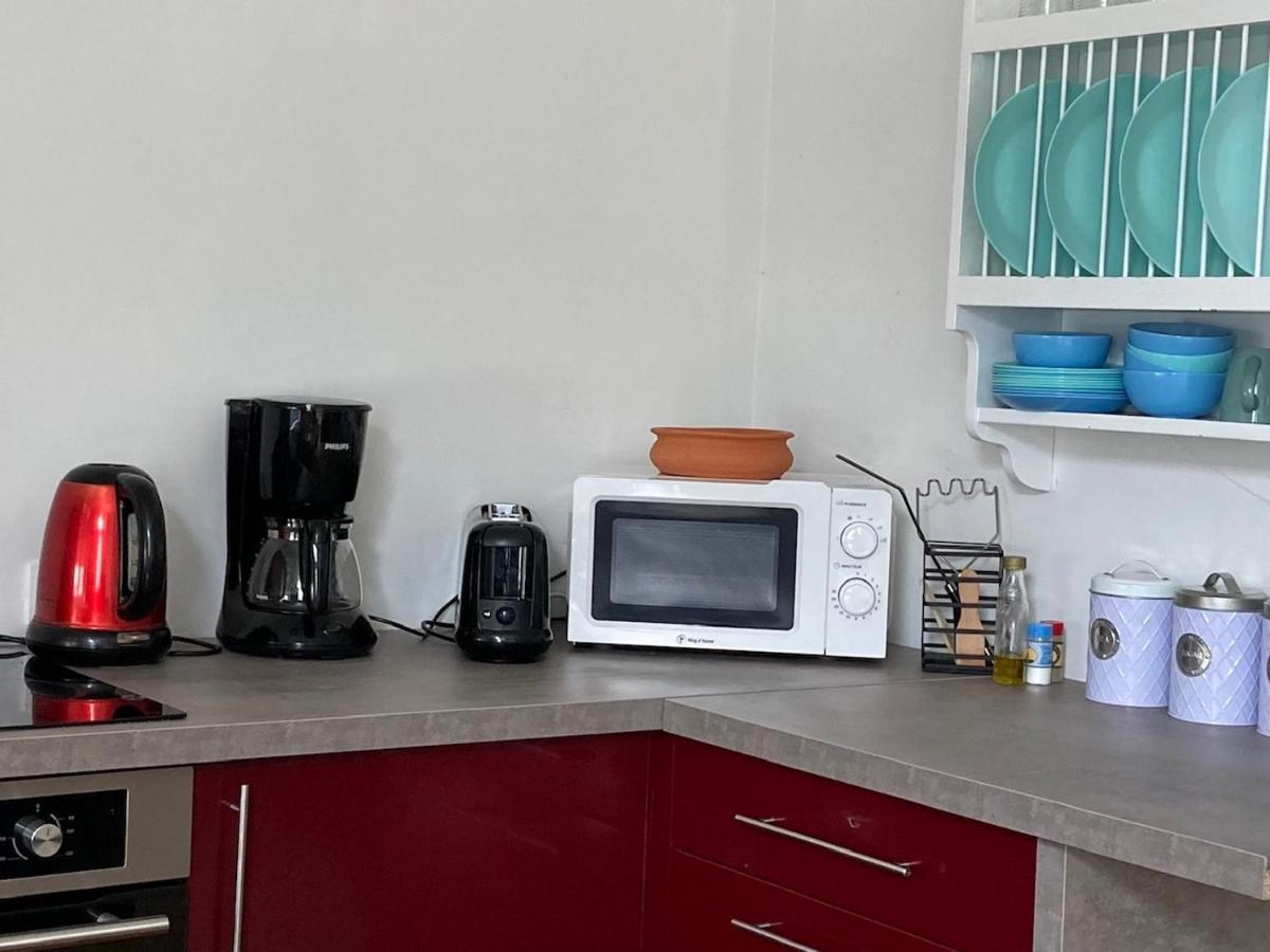 La Petite Maison - Self Catering Pre-en-Pail-Saint-Samson Ngoại thất bức ảnh